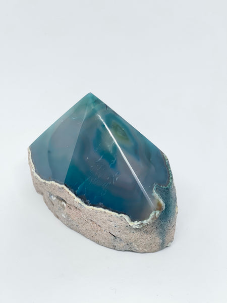 Teal Agate Cut Point